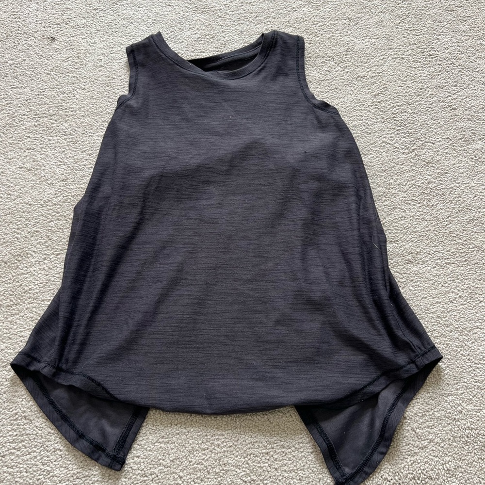 Old Navy Gray Asymmetrical Sleeveless Tank Top